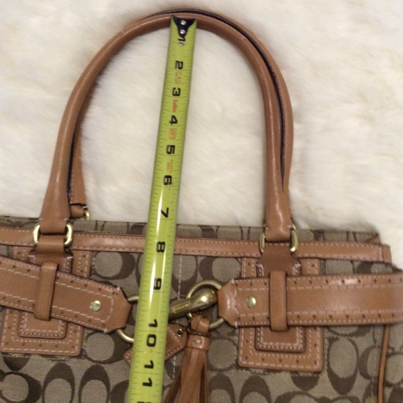 COACH Khaki Signature C BAG XL Tan Leather Tassel - Picture 7 of 9